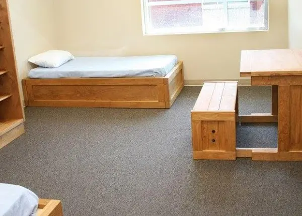 client-room-600x430-1