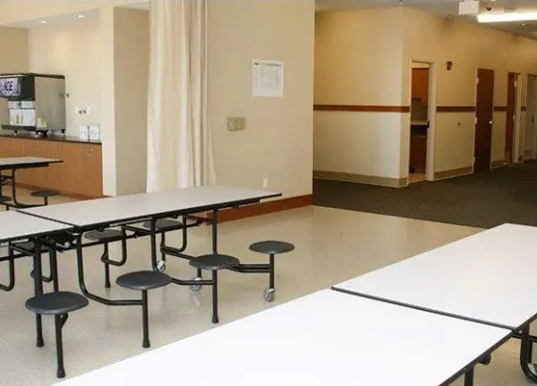 dining-3-600x430-1