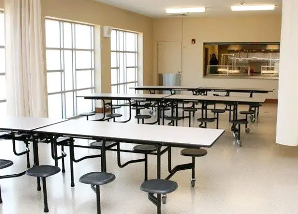 dining-600x430-1